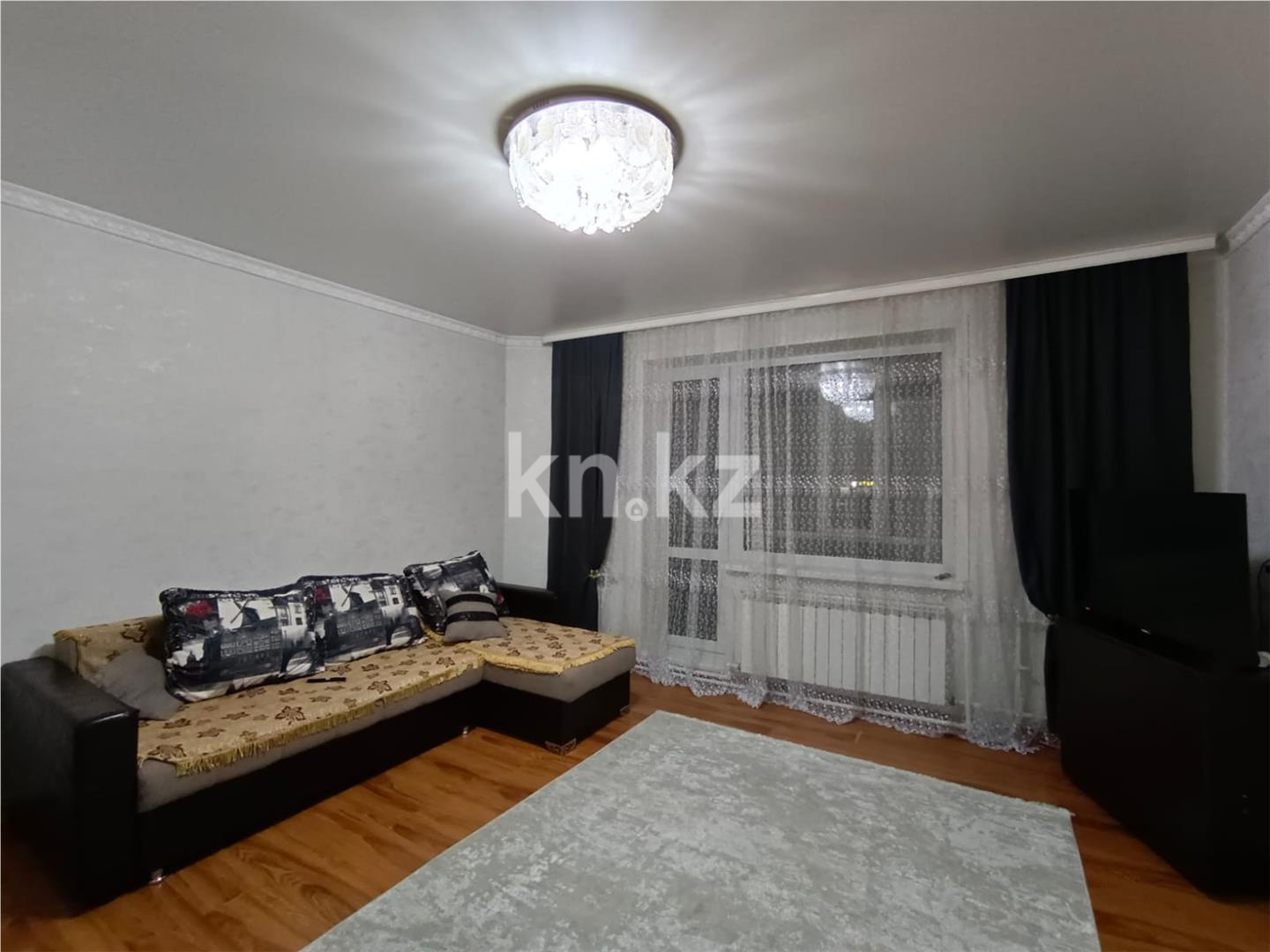 Продажа 4-комнатной квартиры, 77 м², мкр-н 22 в Караганде