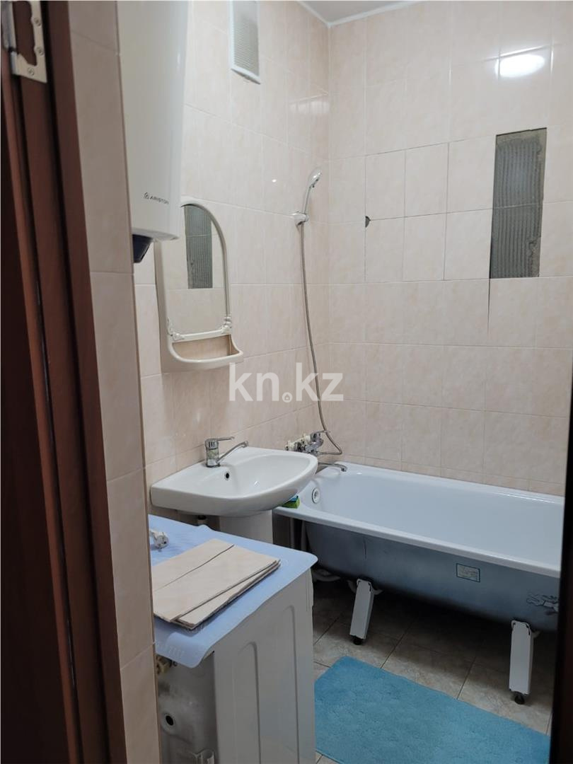 Продажа 2-комнатной квартиры, 50 м², ул. Коммунистическая в Караганде - фото 4