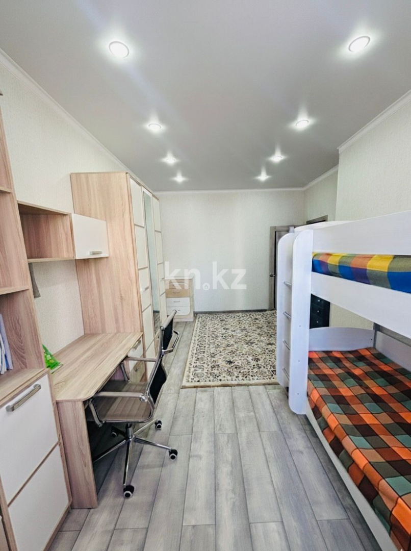Продажа 4-комнатной квартиры, 111.8 м² в Караганде - фото 8