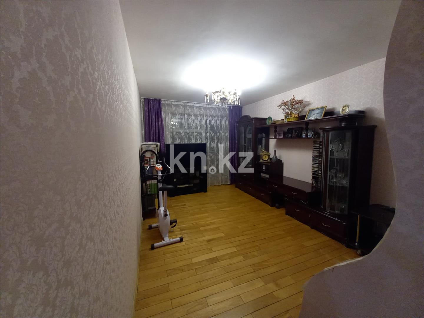 Продажа 4-комнатной квартиры, 92 м², ул. Торайгырова в Астане - фото 2