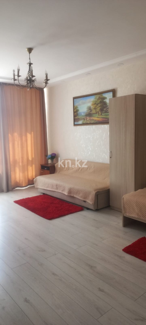Аренда 1-комнатной квартиры, 40 м² в Астане
