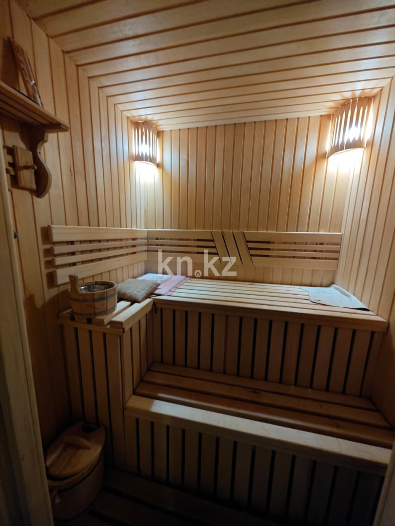 Продажа 7-комнатного дома, 450 м² в Караганде - фото 28