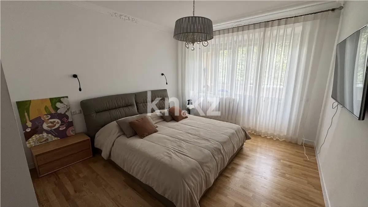 Продажа 2-комнатной квартиры, 64 м² в Алматы