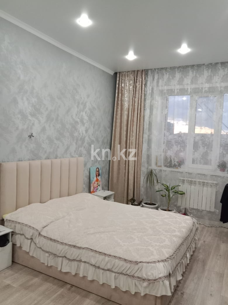 Продажа 3-комнатной квартиры, 86 м², ул. Муканова, дом  51/8 в Караганде - фото 5