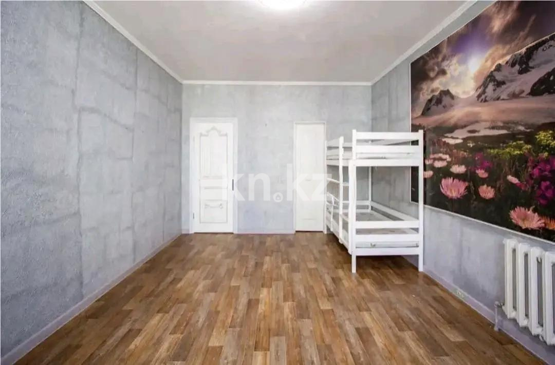 Продажа 4-комнатной квартиры, 132 м² в Алматы