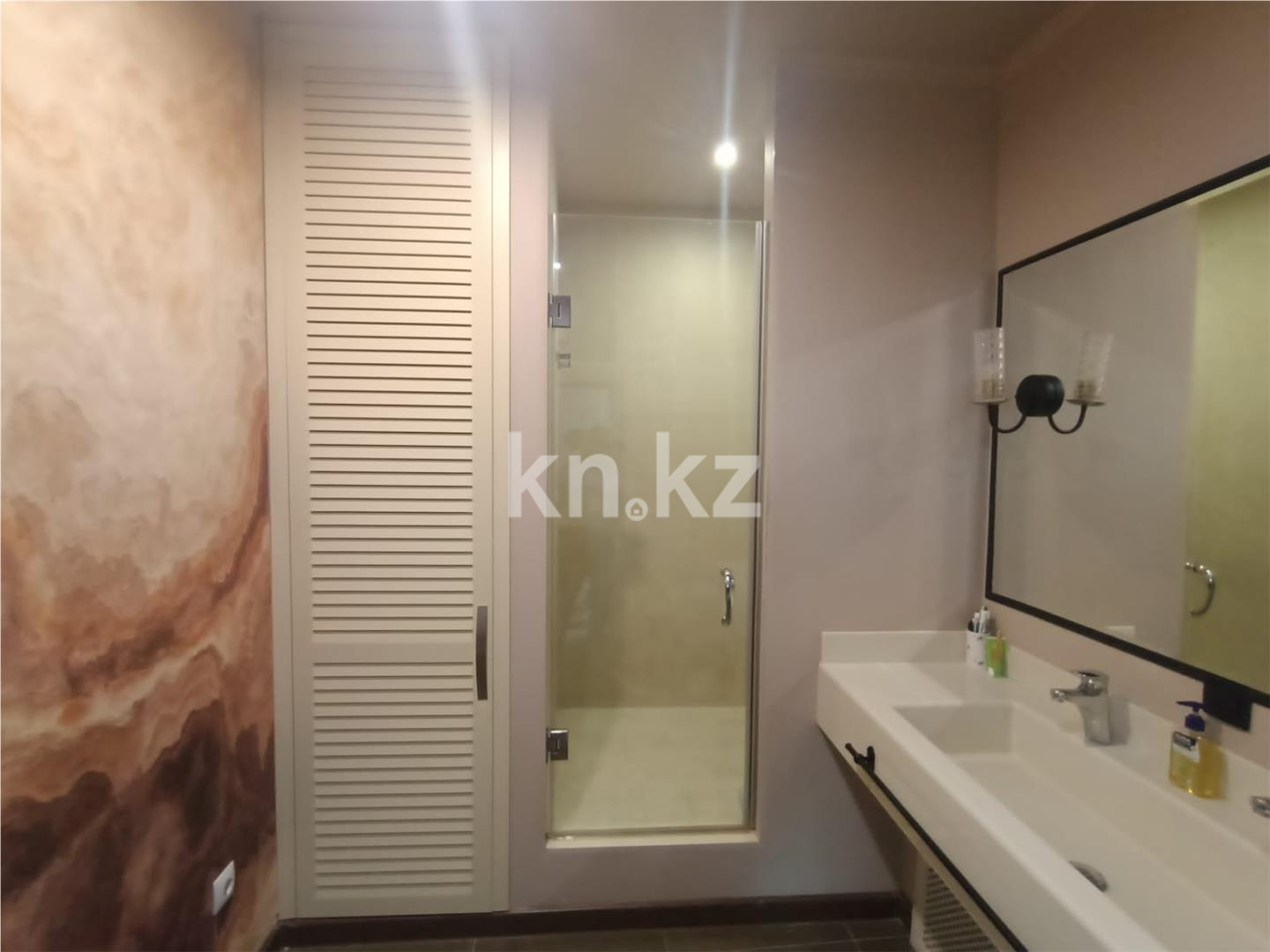 Продажа 5-комнатной квартиры, 200 м² в Астане - фото 30