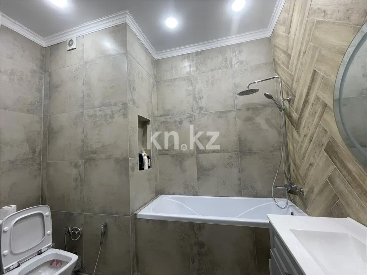 Продажа 3-комнатной квартиры, 65 м², ул. Куанышбаева, дом  11б в Астане - фото 4