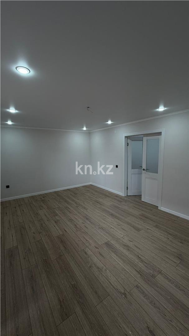 Продажа 3-комнатной квартиры, 91 м² в Караганде