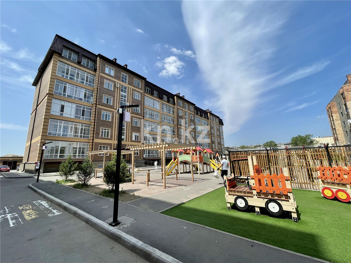 Продажа 3-комнатной квартиры, 75 м², ул. Муканова, дом  1/9 в Караганде - фото 27