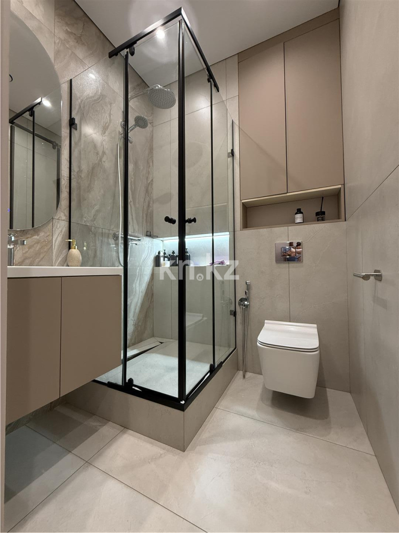 Продажа 3-комнатной квартиры, 88 м², ул. Букетова, дом  3/4 в Караганде - фото 34