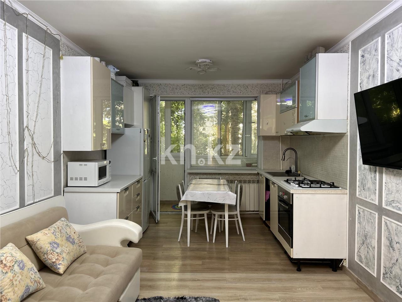 Продажа 2-комнатной квартиры, 45 м², ул. 6-й мик-н в Темиртау - фото 2