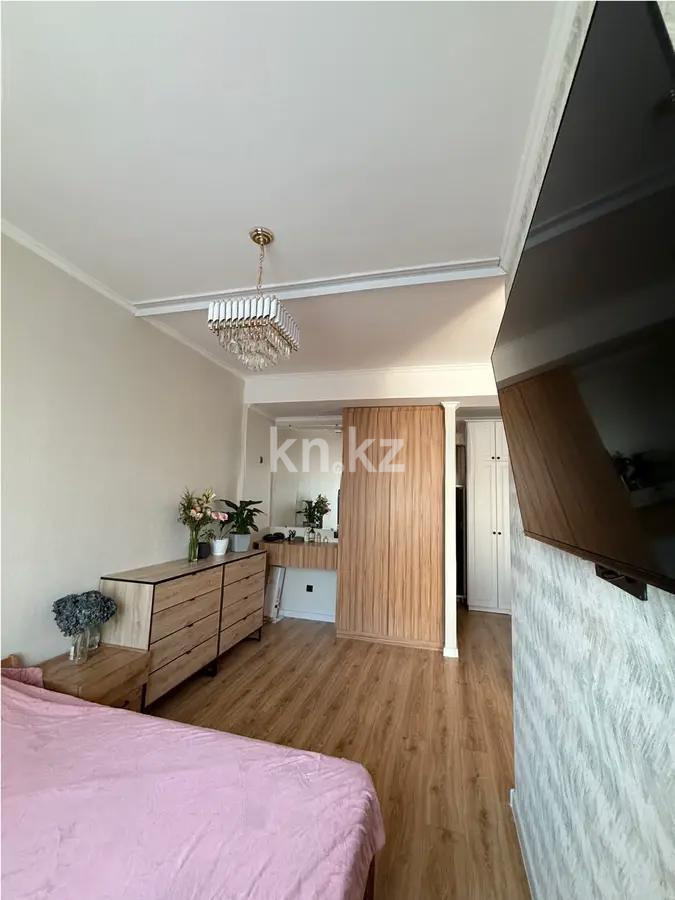 Продажа 1-комнатной квартиры, 42.5 м², пр. Гагарина, дом  244 в Алматы