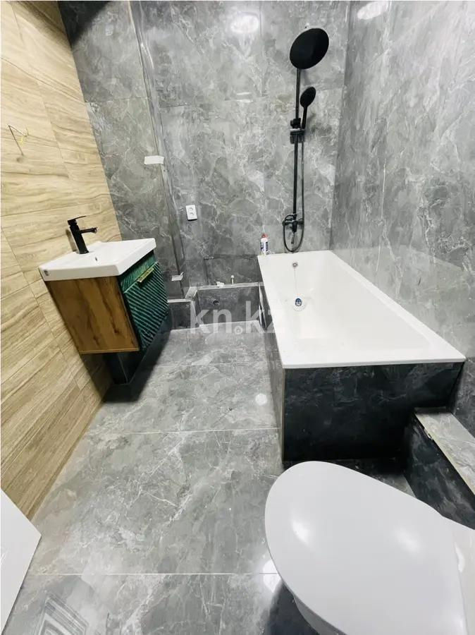 Продажа 3-комнатной квартиры, 68.5 м² в Астане - фото 6