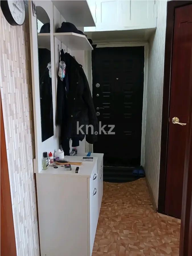 Продажа 2-комнатной квартиры, 44 м², 17 мкр., дом  53 в Караганде - фото 5