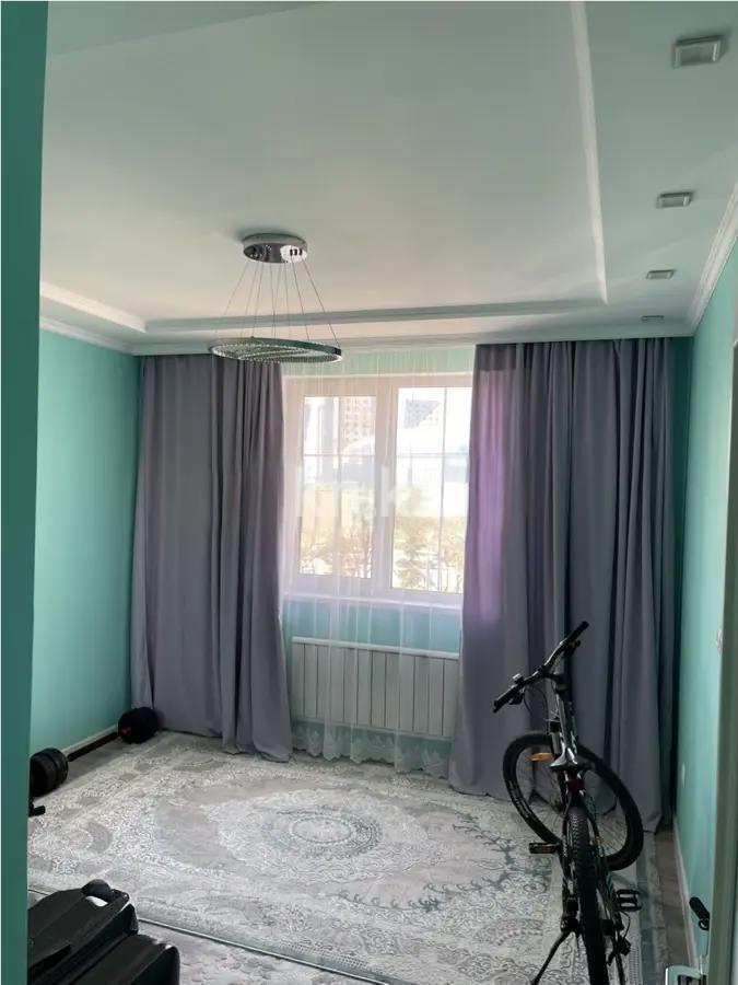 Продажа 4-комнатной квартиры, 98.8 м² в Алматы - фото 4