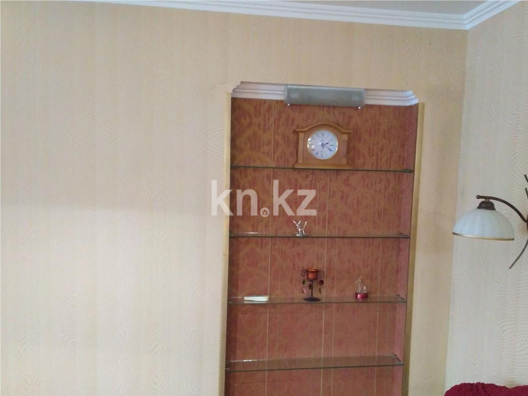 Продажа 3-комнатной квартиры, 55 м², пр. Бухар-жырау в Караганде - фото 2