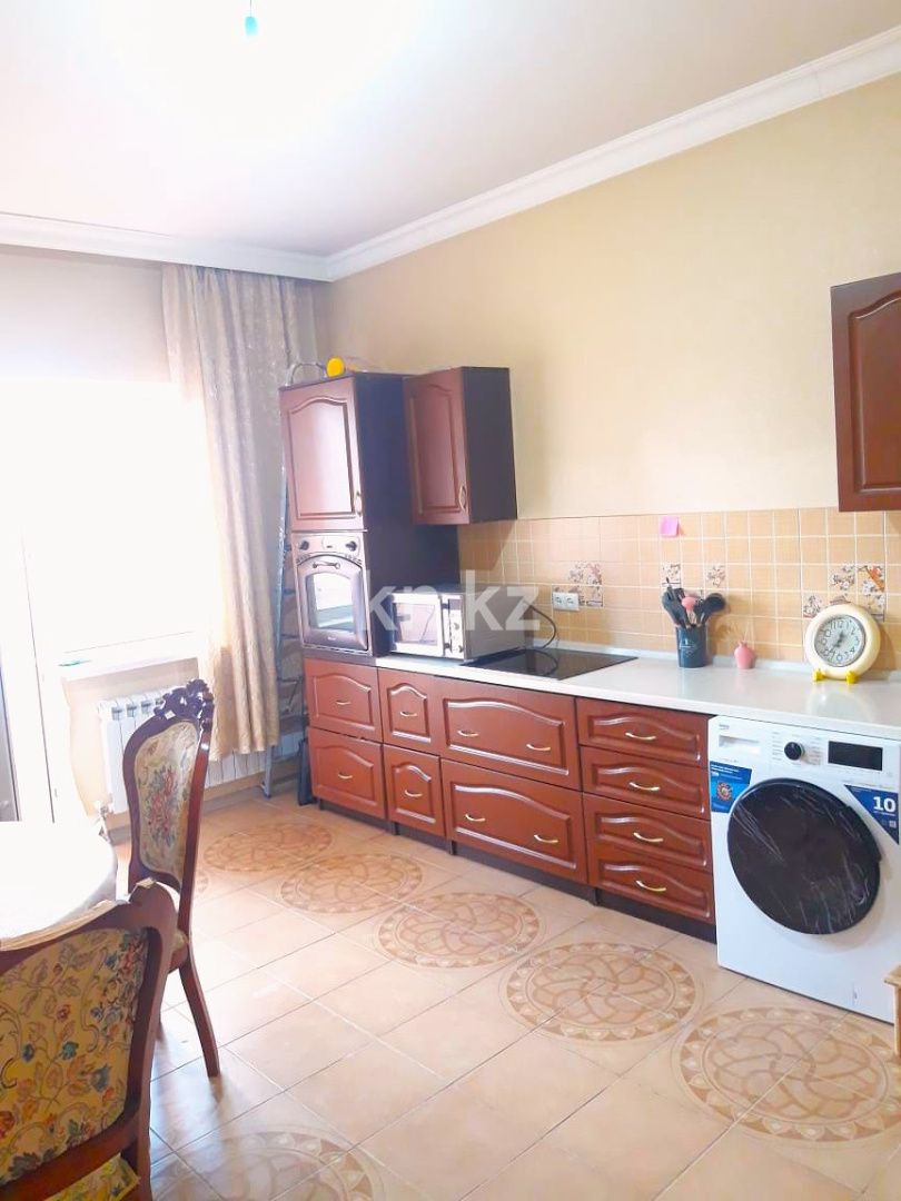 Продажа 5-комнатной квартиры, 152 м², ул. Баянауыл, дом  1 - Центр города, Золотой квадрат, район Школы-гимназии №31 в Астане - фото 3