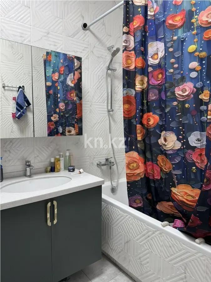 Продажа 2-комнатной квартиры, 72 м² в Алматы - фото 3