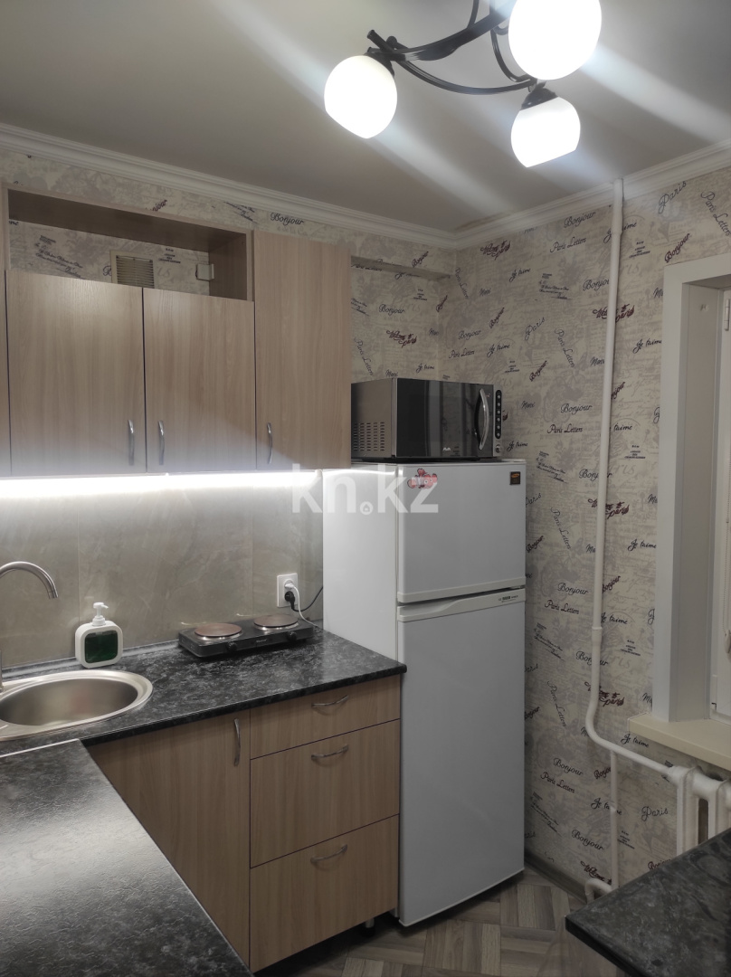 Аренда 1-комнатной квартиры посуточно, 42 м², 1 мая, дом  383/1 в Павлодаре - фото 5