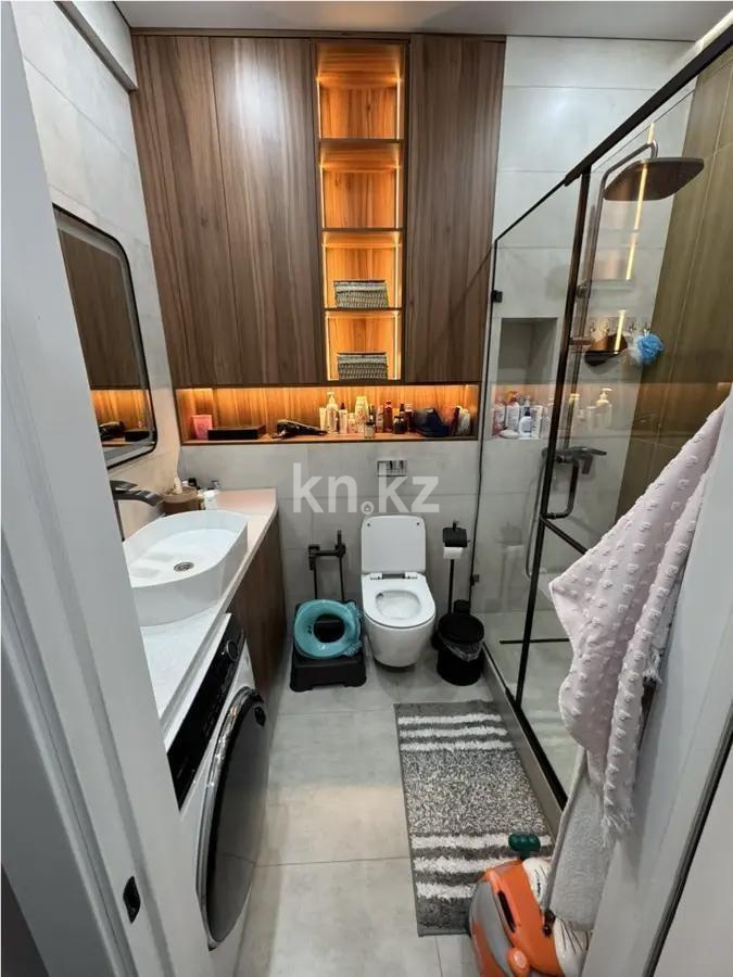 Продажа 2-комнатной квартиры, 63 м², пр. Аль-Фараби, дом  111а в Алматы - фото 4