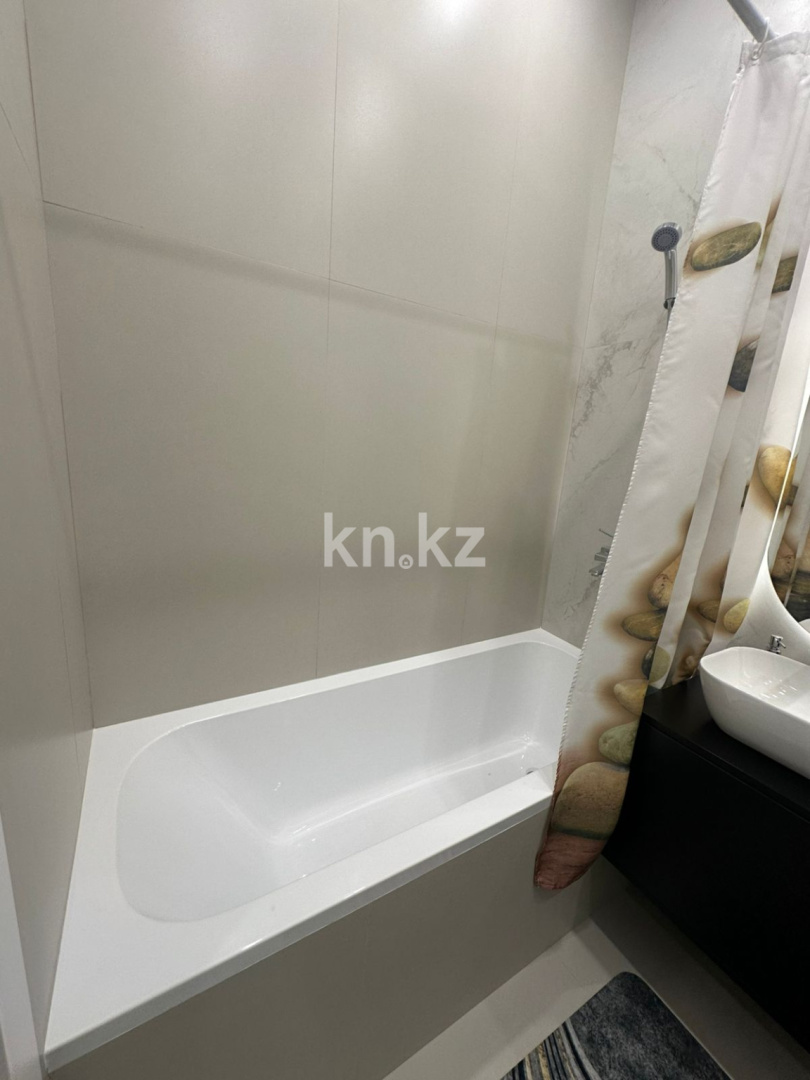 Аренда 1-комнатной квартиры, 43 м² в Алматы - фото 12