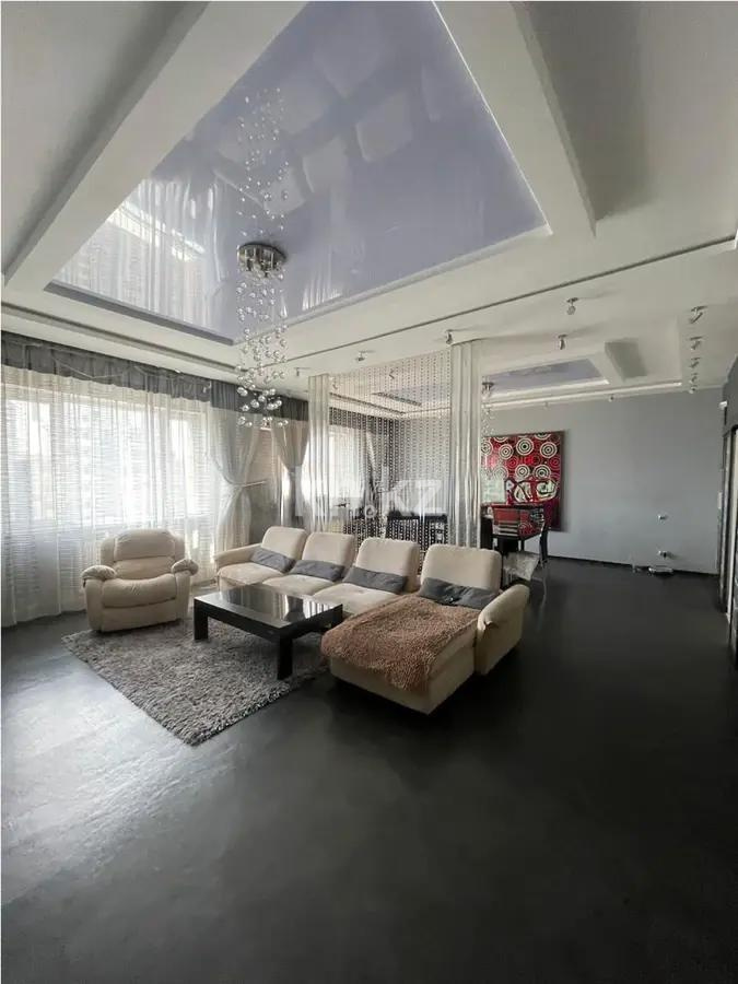 Продажа 5-комнатной квартиры, 210 м² в Астане
