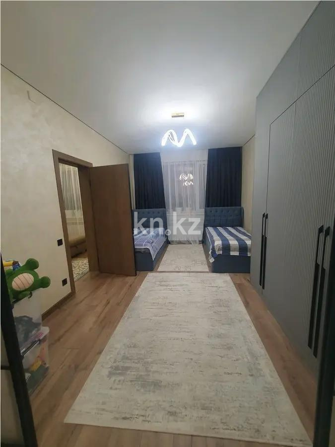 Продажа 4-комнатной квартиры, 107 м², ул. Халиуллина, дом  140/5 в Алматы - фото 4