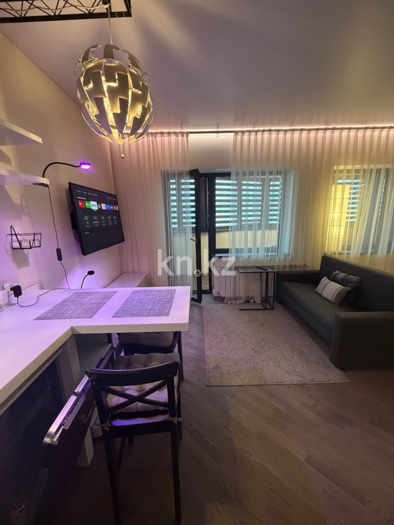 Аренда 1-комнатной квартиры, 50 м² в Алматы