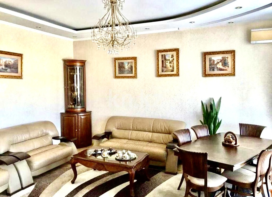 Продажа 3-комнатной квартиры, 75 м² в Караганде