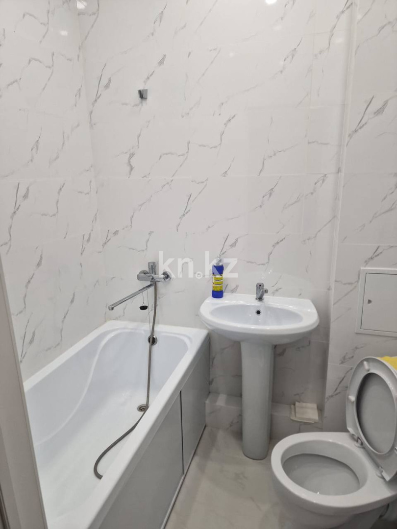 Аренда 1-комнатной квартиры, 45 м², ул. Калдаякова, дом  26 - пр. Жумабаева в Астане - фото 6