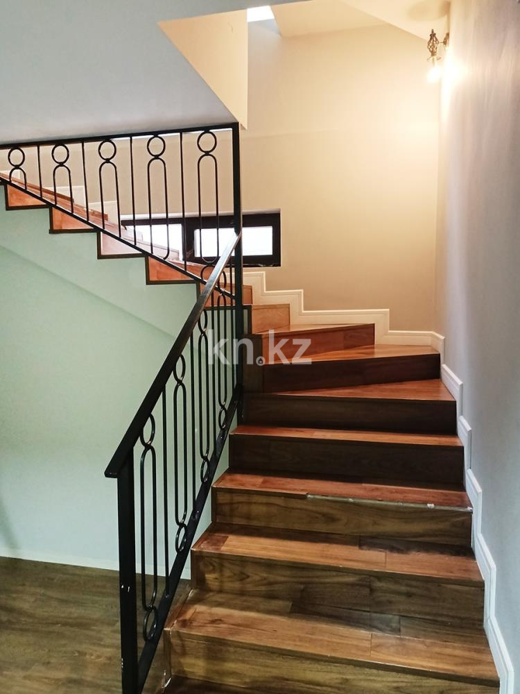 Продажа 9-комнатного дома, 460 м², ул. Игишева в Алматы - фото 17