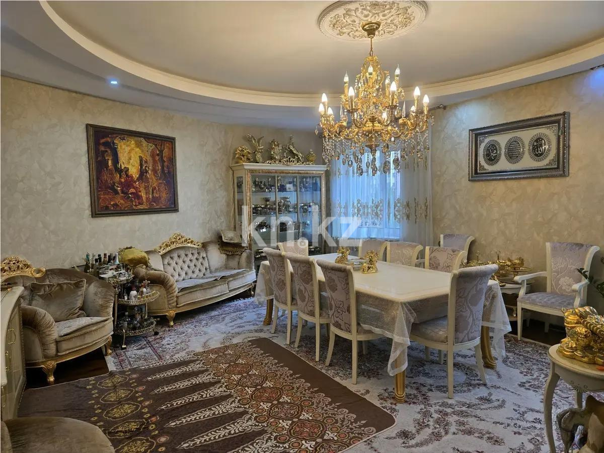 Продажа 4-комнатной квартиры, 170 м², пр. Кабанбай батыра, дом  7/2 в Астане