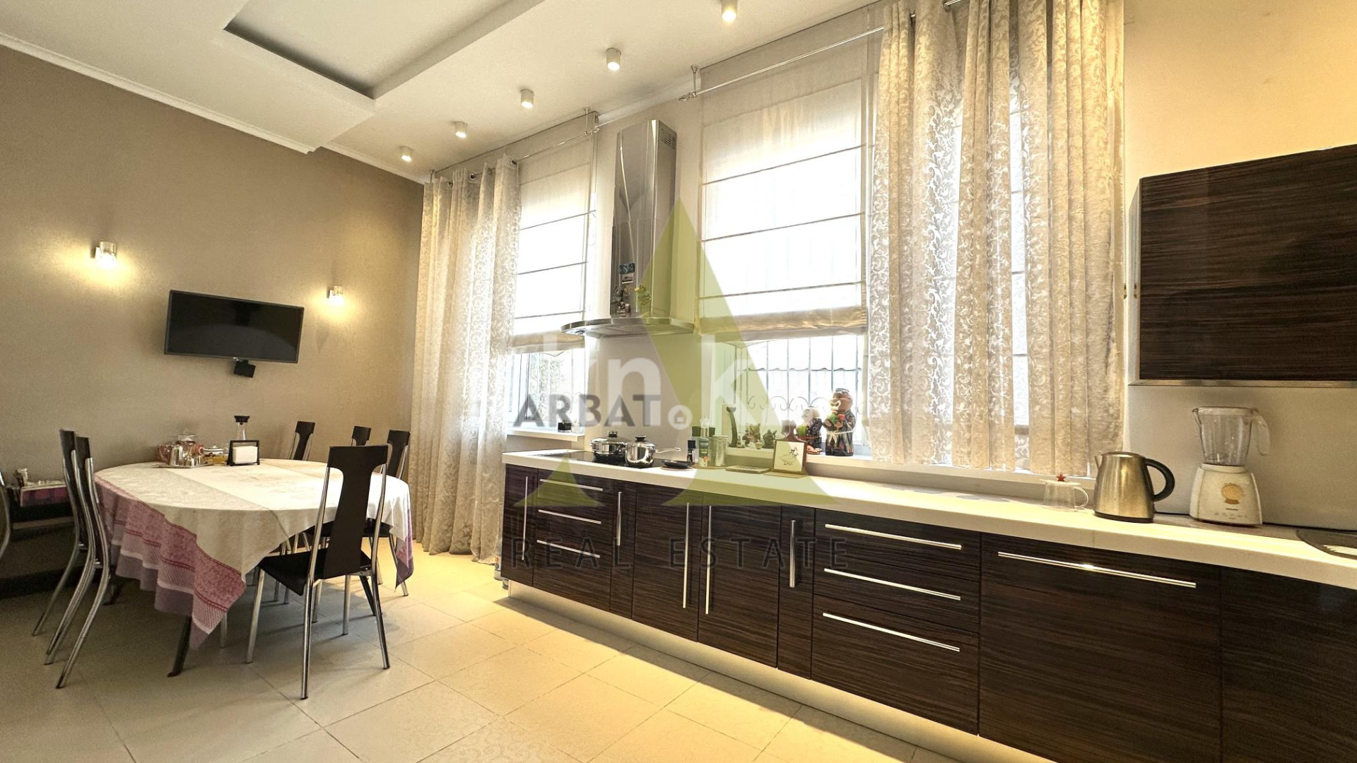 Продажа 5-комнатного дома, 197 м², ул. Сабденова в Алматы - фото 11