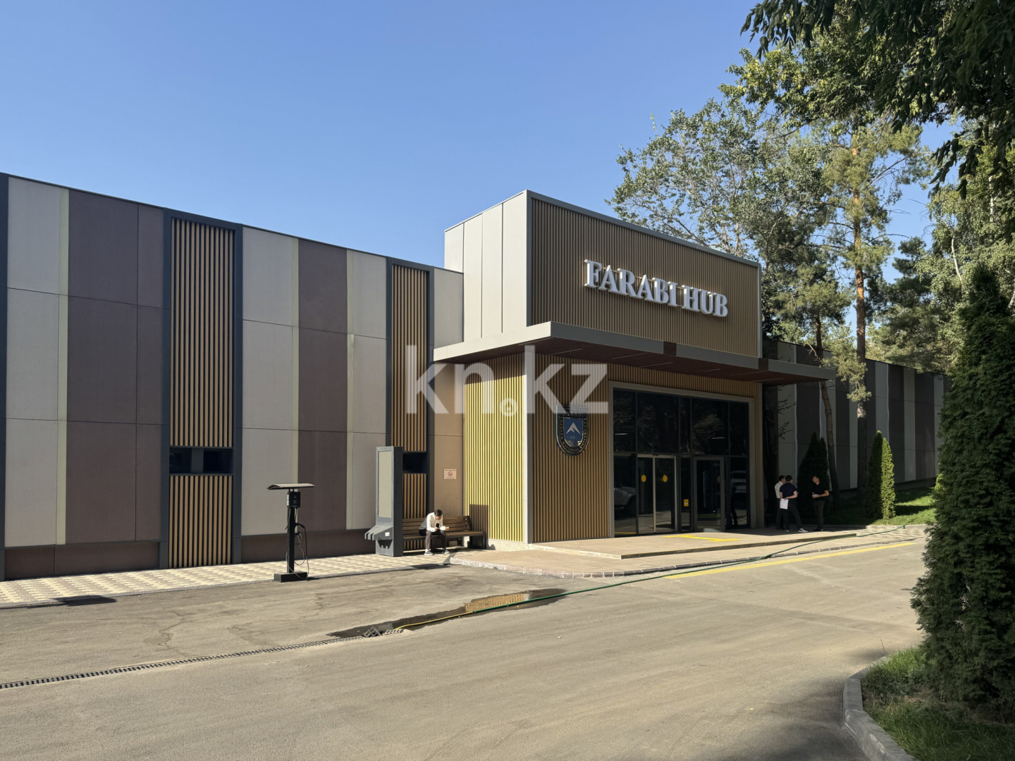 Аренда , пр. Аль-Фараби, дом  71/26 в Алматы - фото 2