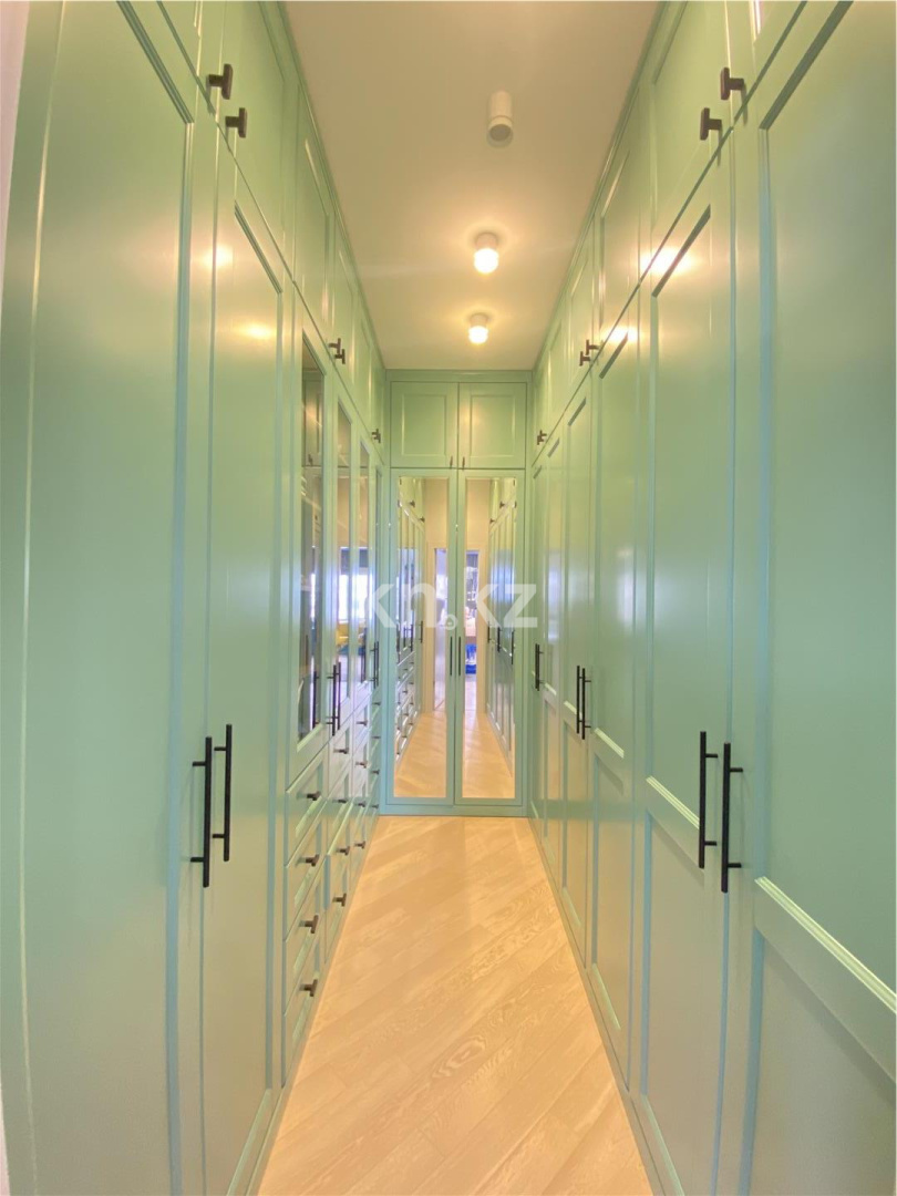 Продажа 5-комнатной квартиры, 185.9 м² в Астане - фото 14