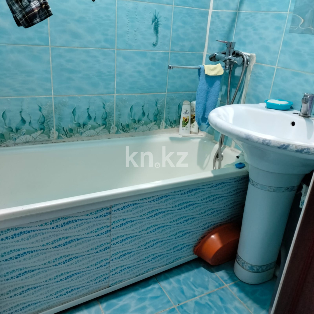 Продажа 2-комнатной квартиры, 52 м², Самал, дом  47 в Таразе - фото 10