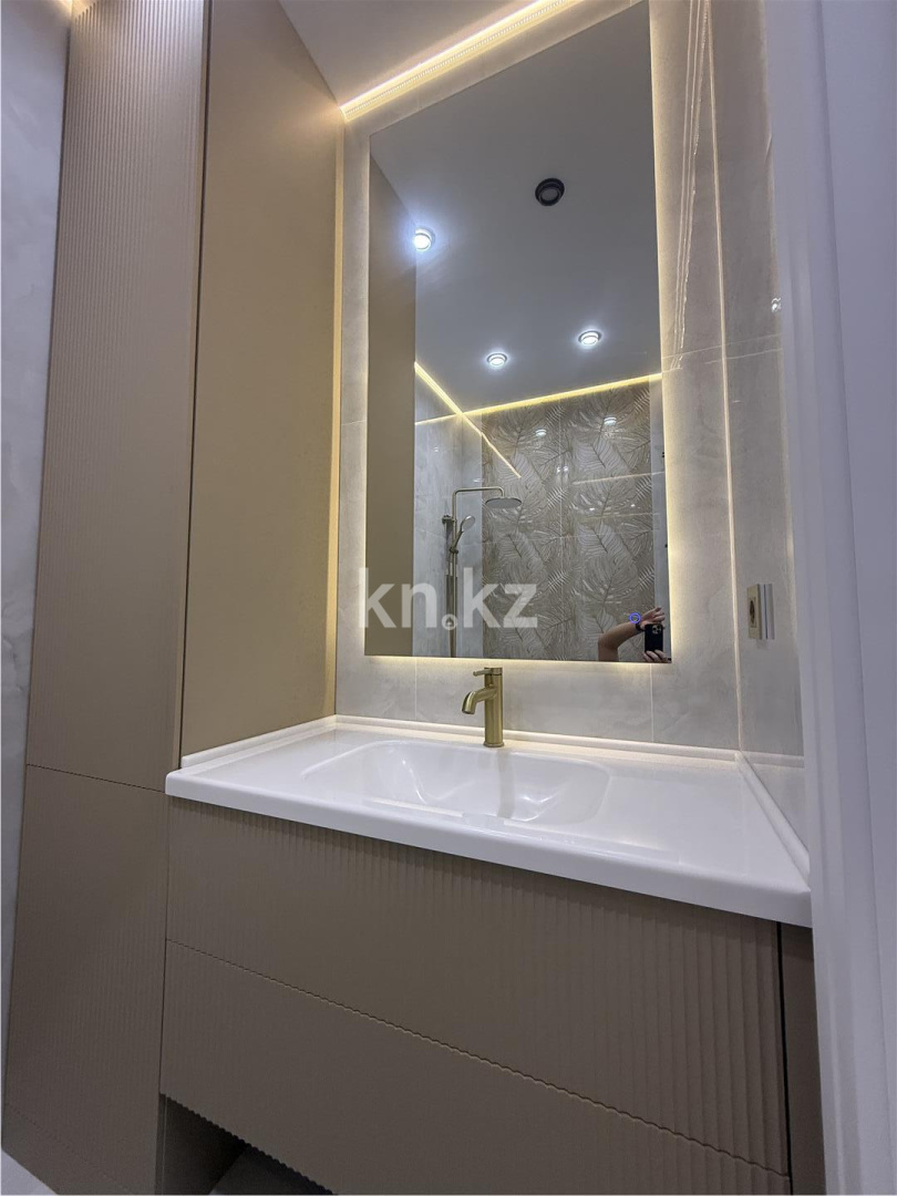 Продажа 3-комнатной квартиры, 87 м² в Караганде - фото 19