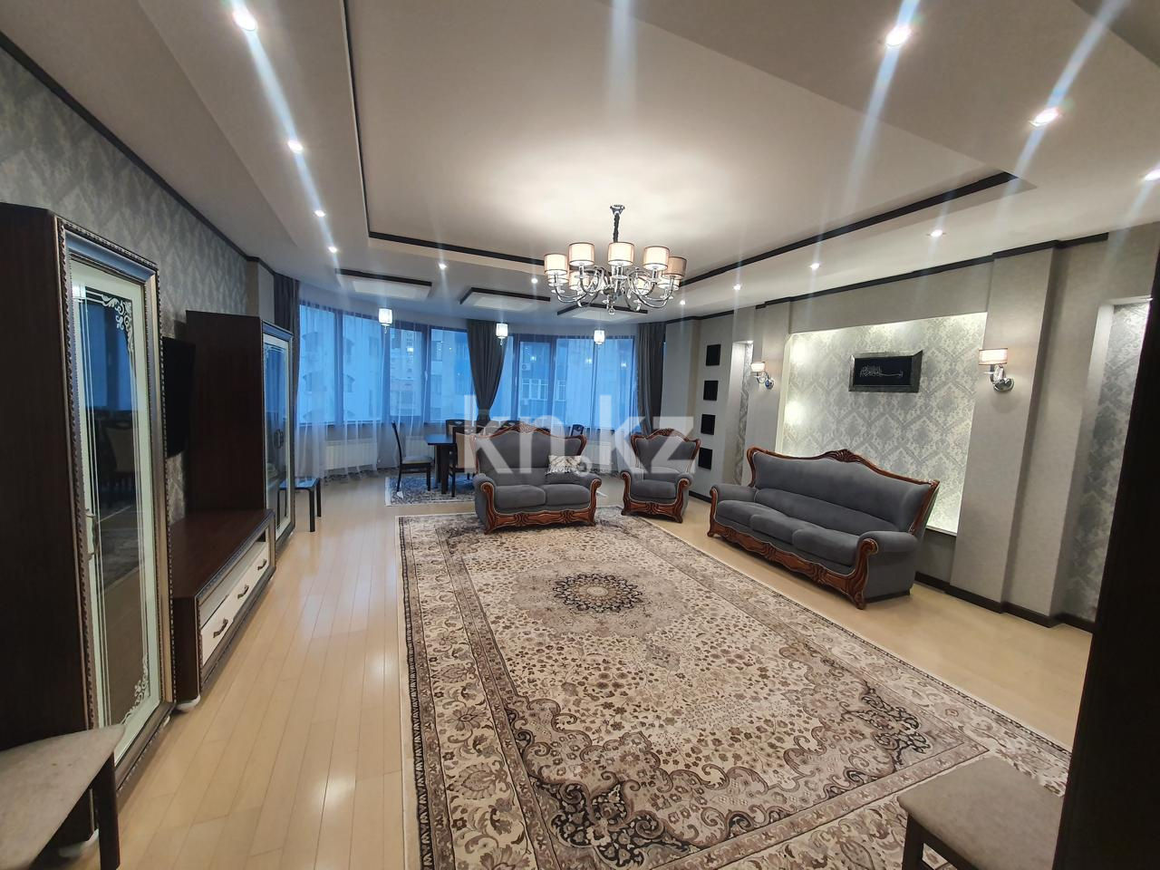 Продажа 4-комнатной квартиры, 240 м² в Алматы - фото 2