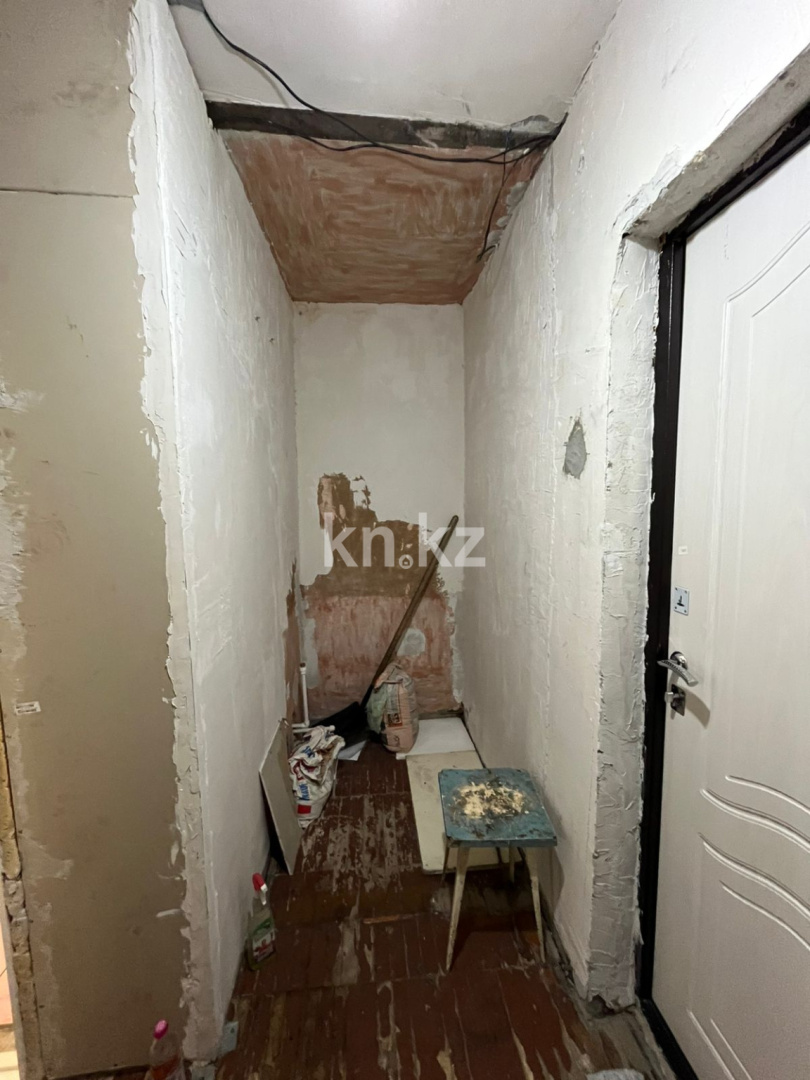 Продажа 1-комнатной квартиры, 30 м², мкр-н 13 в Караганде - фото 3