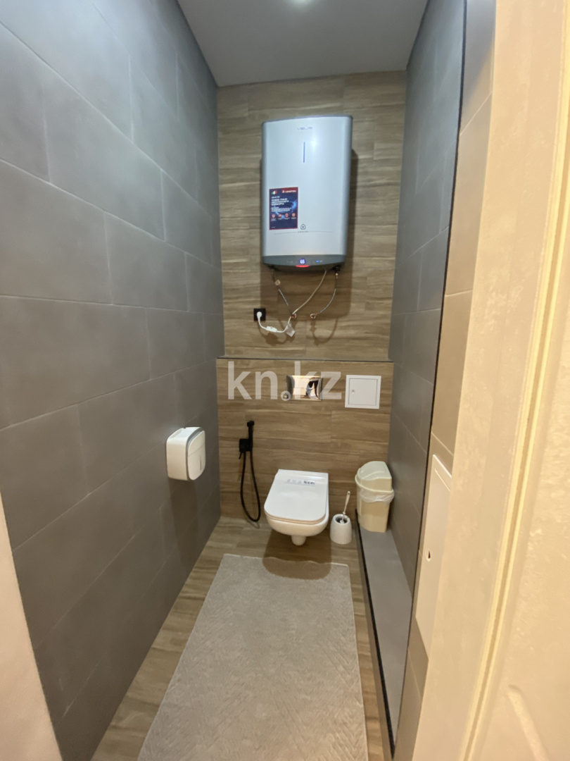 Продажа 2-комнатной квартиры, 61.8 м² в Караганде - фото 16