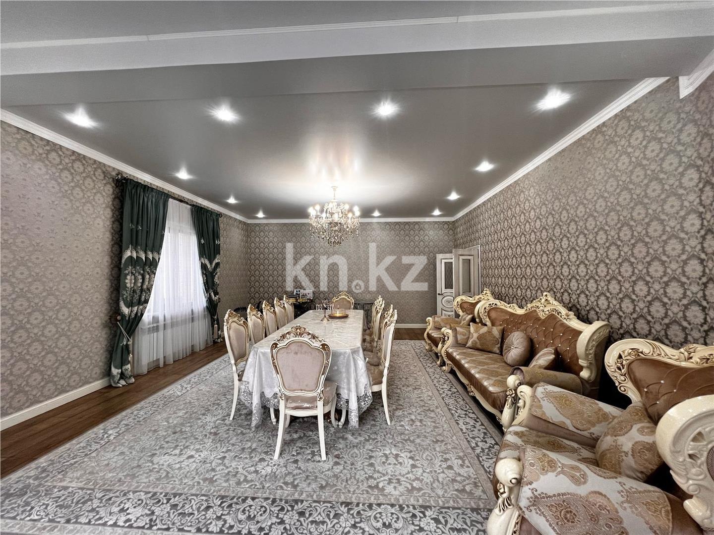 Продажа 7-комнатного дома, 320 м², ул. Кабжанова в Караганде - фото 2