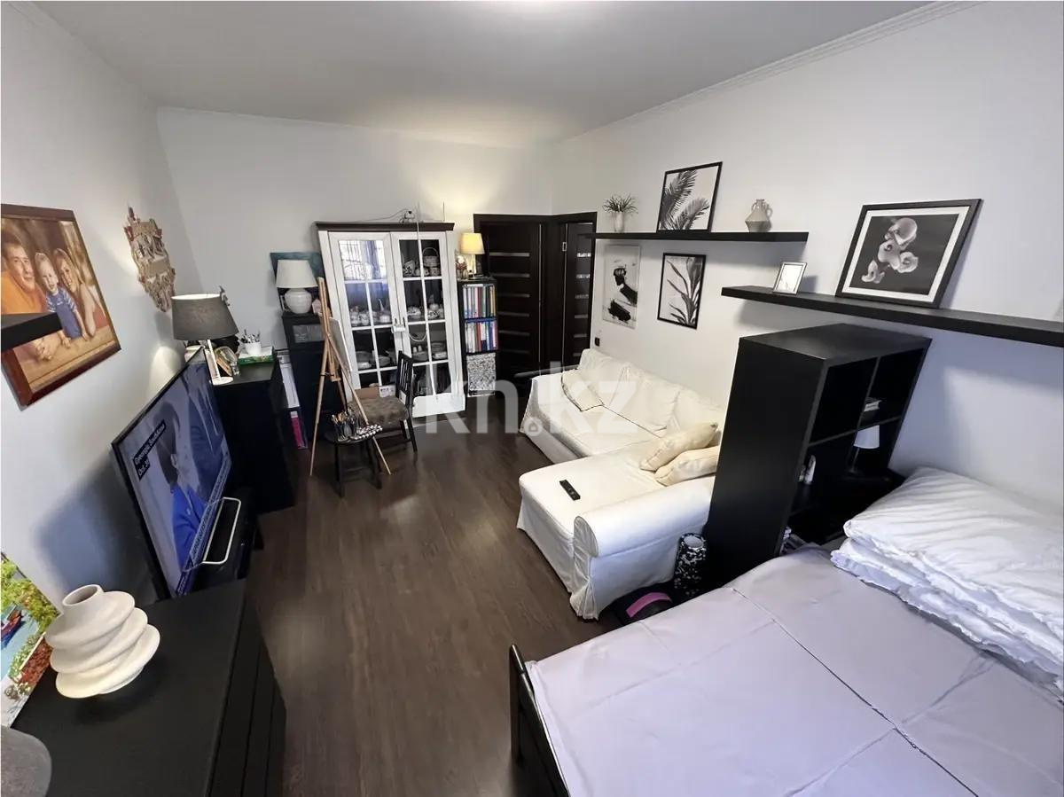 Продажа 1-комнатной квартиры, 40.5 м², мкр-н Алмагуль, дом  38 в Алматы - фото 2