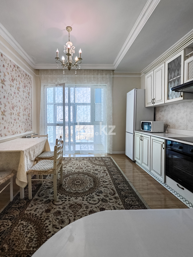Аренда 4-комнатной квартиры, 160 м², ул. Желтоксан в Астане - фото 5