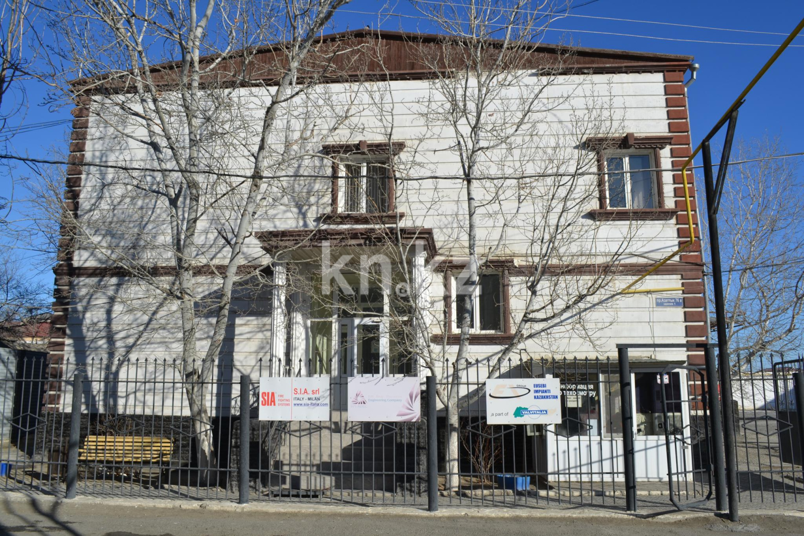 Аренда , пр. Азаттык, дом  76а в Атырау