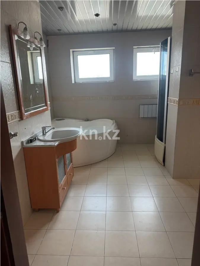 Продажа 3-комнатной квартиры, 139 м², пр. Кабанбай батыра, дом  11 в Астане - фото 5