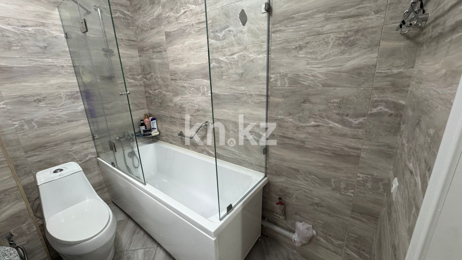 Продажа 2-комнатной квартиры, 92.2 м², ул. Сыганак, дом  1 в Астане - фото 2