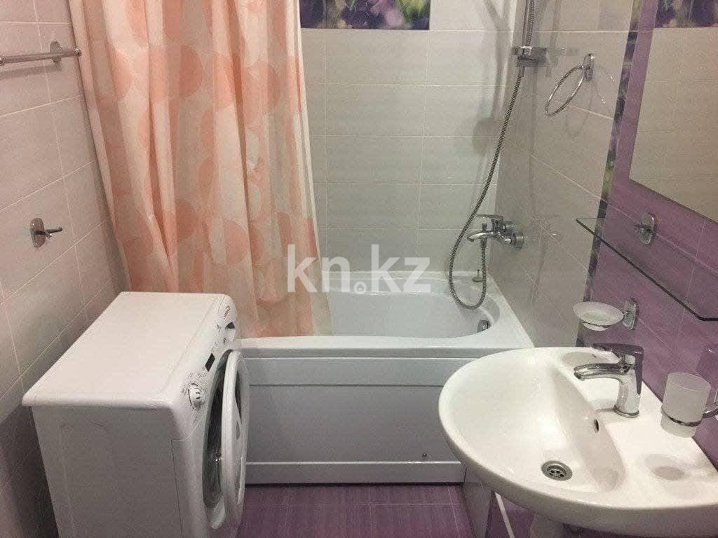 Аренда 1-комнатной квартиры, 35 м², пр. Назарбаева, дом  168 в Павлодаре - фото 3