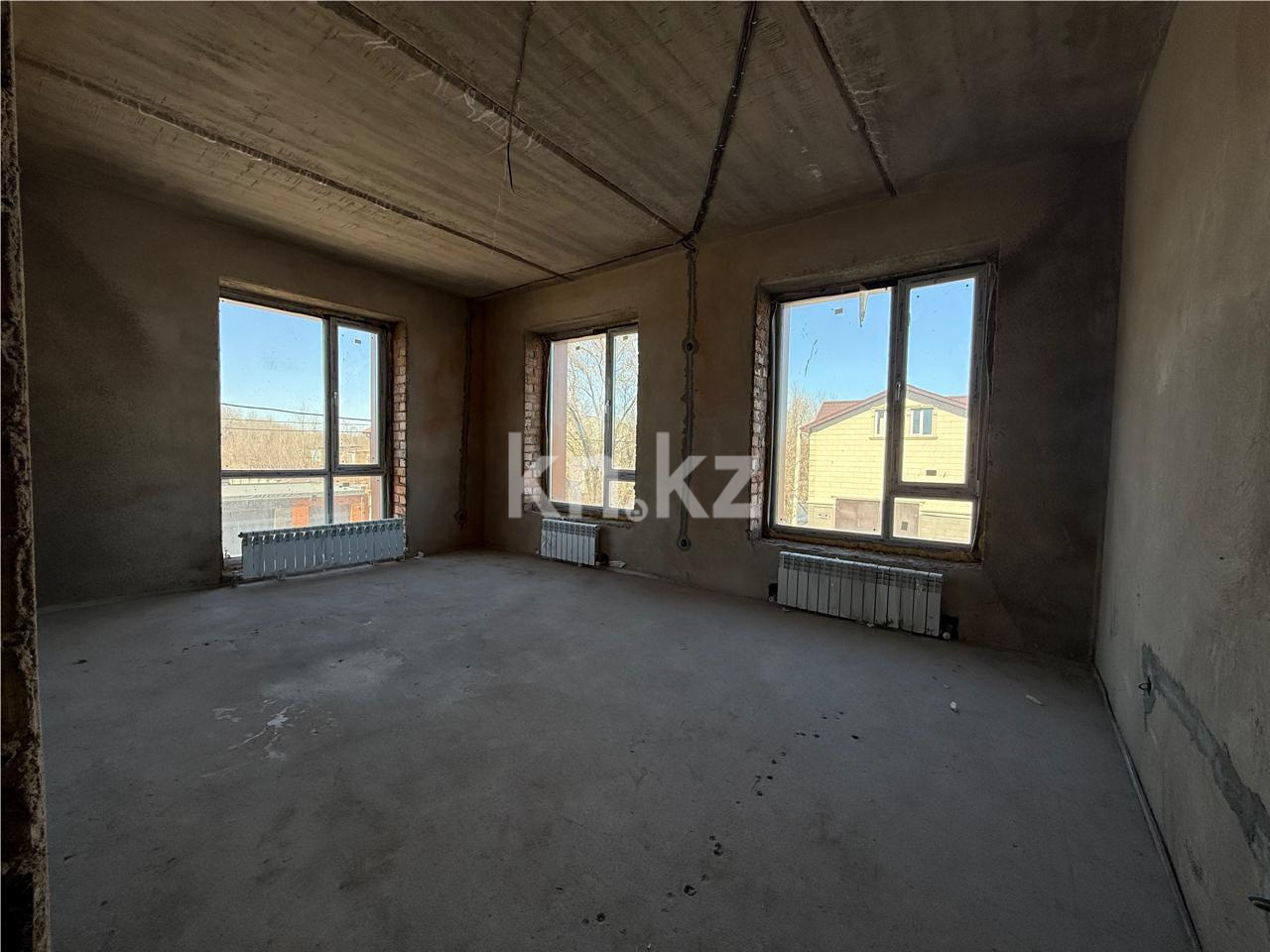 Продажа 3-комнатной квартиры, 96 м² в Караганде