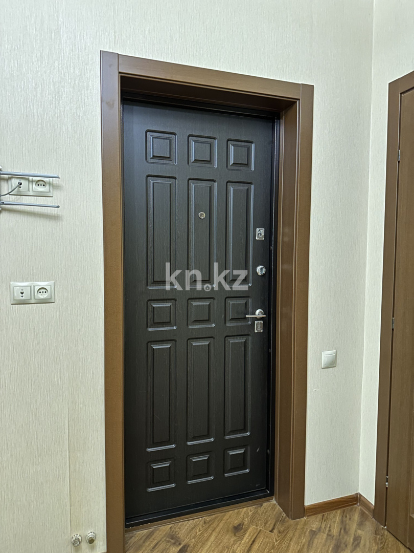 Аренда 3-комнатной квартиры, 117 м², пр. Шахтеров, дом  60 в Караганде - фото 28