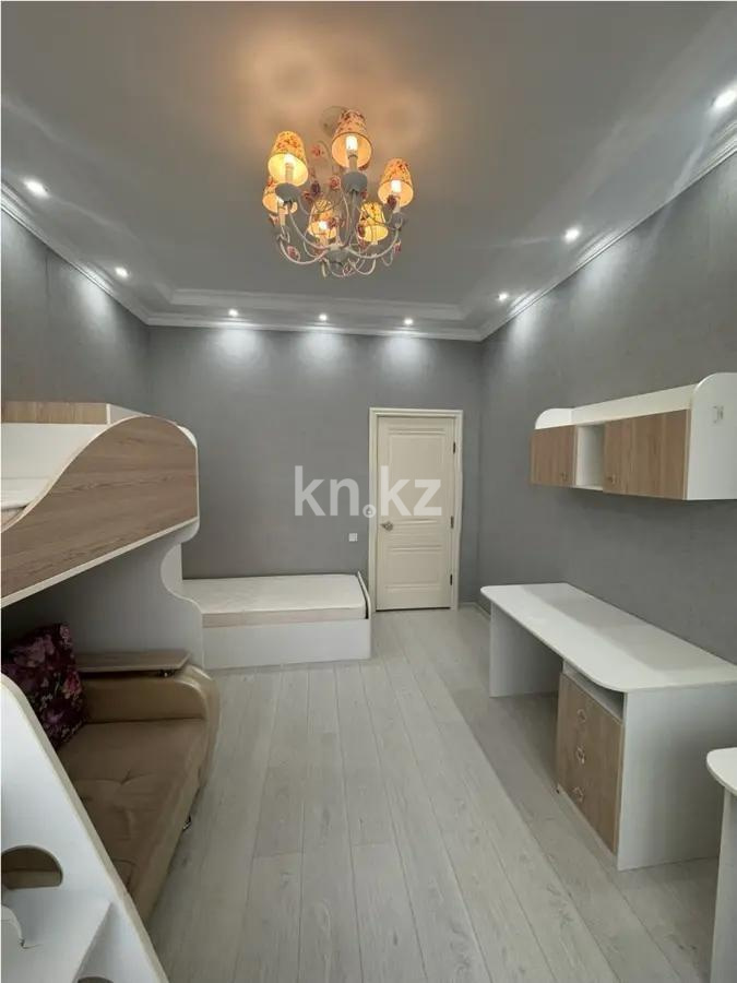 Продажа 4-комнатной квартиры, 104 м², ул. Сейфуллина, дом  8 в Астане - фото 3